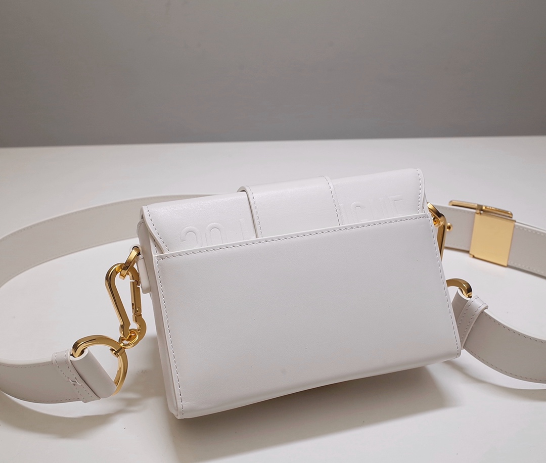 30 Montaigne Box Bag White Box Calfskin